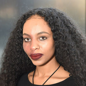 Meet your Posher, Hana tekle